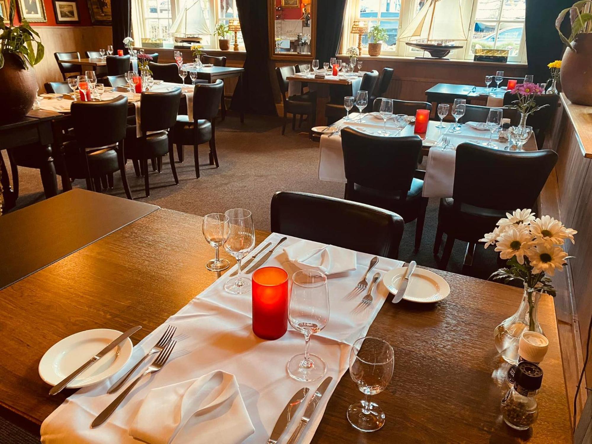 Hotel Café Restaurant Heineke Loosdrecht Extérieur photo
